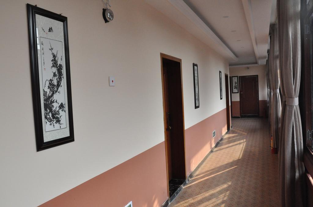 Holly'S Hostel Chengdu Bagian luar foto