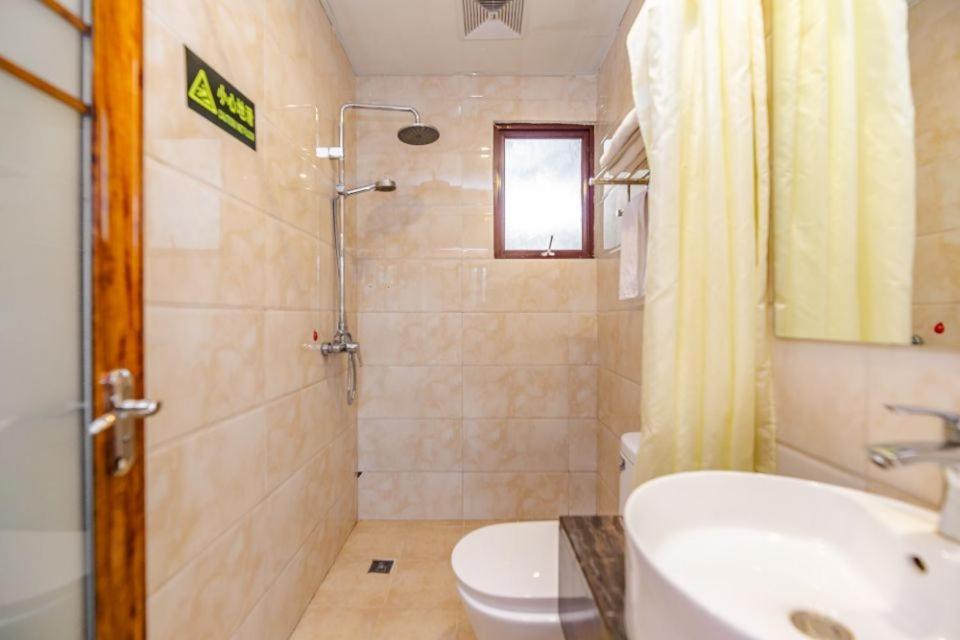 Holly'S Hostel Chengdu Bagian luar foto